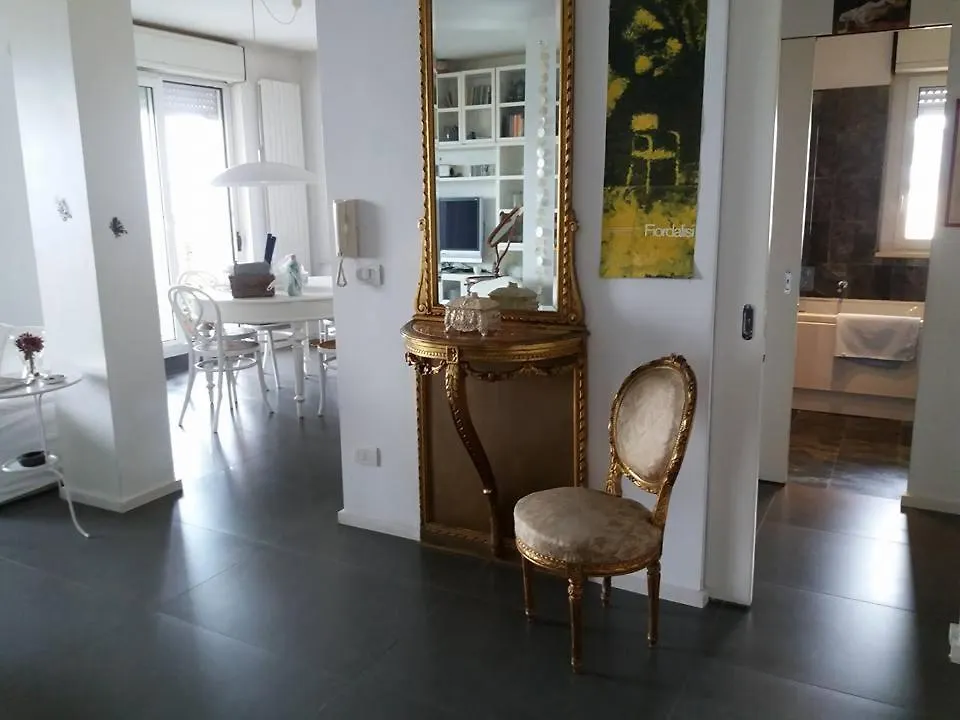 Casettalmar Apartment Bari 0*,